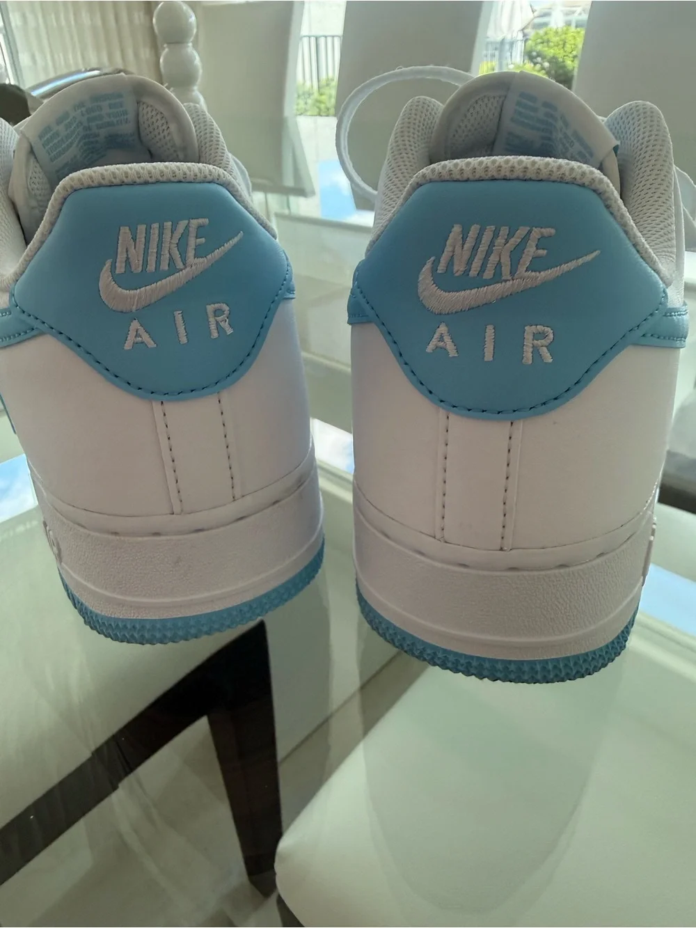 Nike clean low